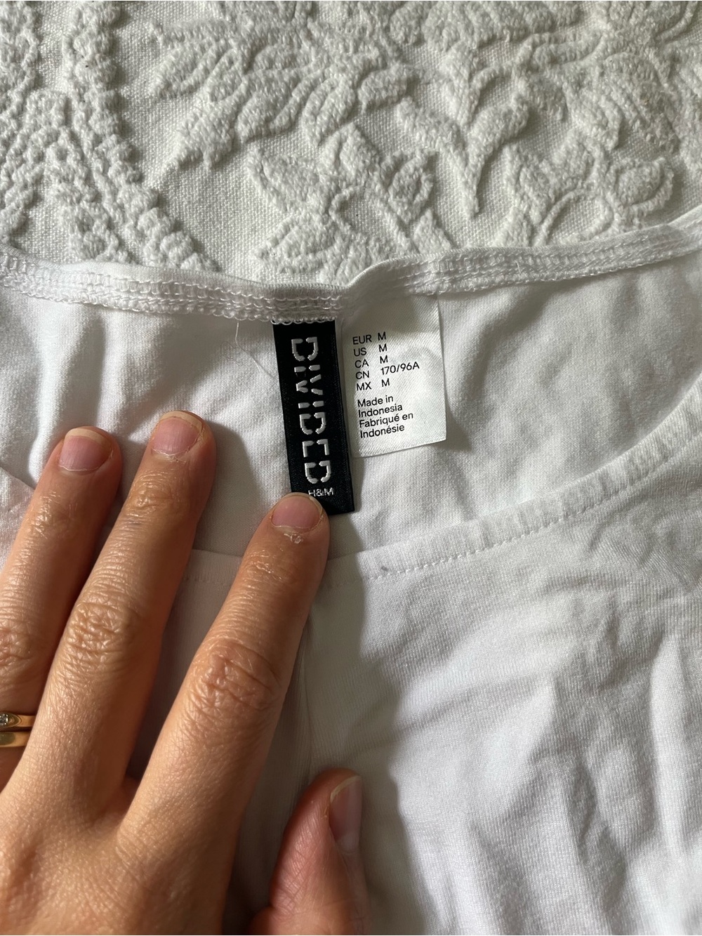 Free w any purchase. Divided White Cropped Tank Top - Medium